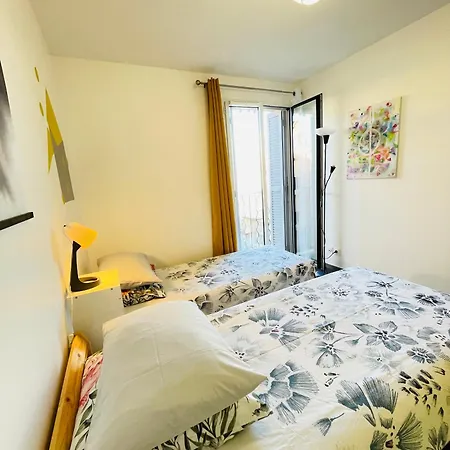 Old Center Charming Brand New * Antibes